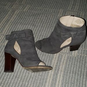 Nine West gray suede booties